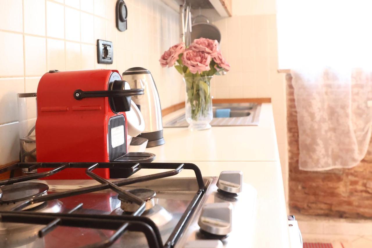 ピサ La Maison De Tommy Bed & Breakfast エクステリア 写真
